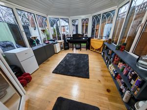 Photo 11- click for photo gallery